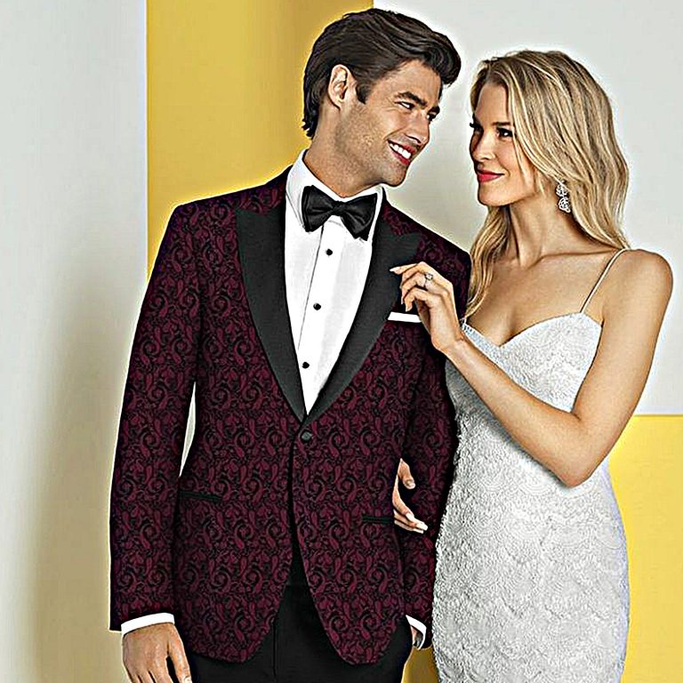 Majestic Tuxedos Suits and Tuxedos in Houston Texas