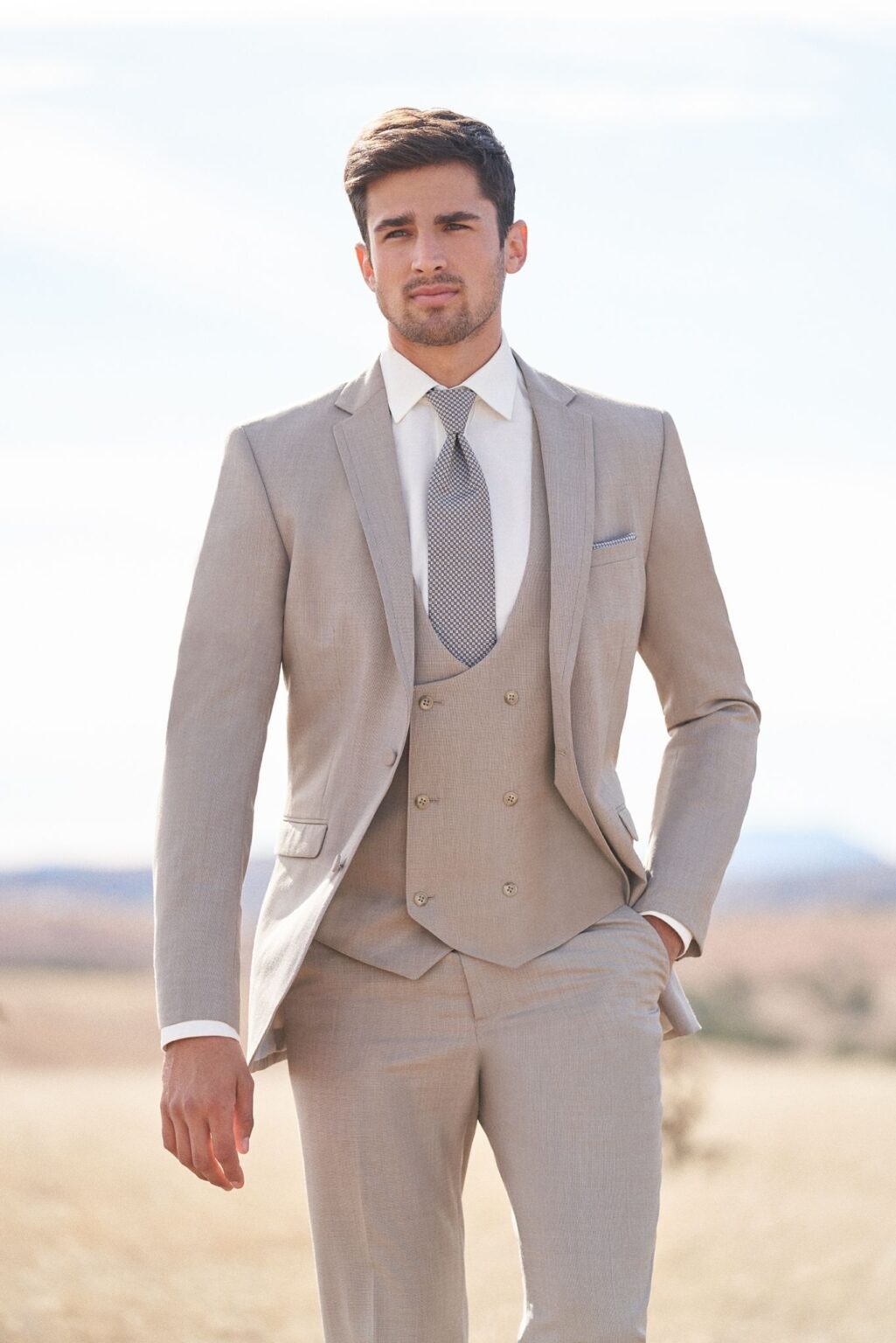 Majestic Tuxedos Suits and Tuxedos in Houston Texas